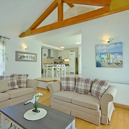 Villa Steinvilla Zelda Ližnjan