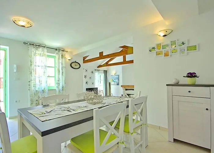 Steinvilla Zelda Villa