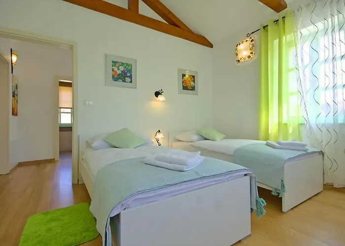 Steinvilla Zelda Villa