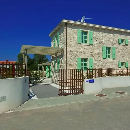 Steinvilla Zelda Ližnjan