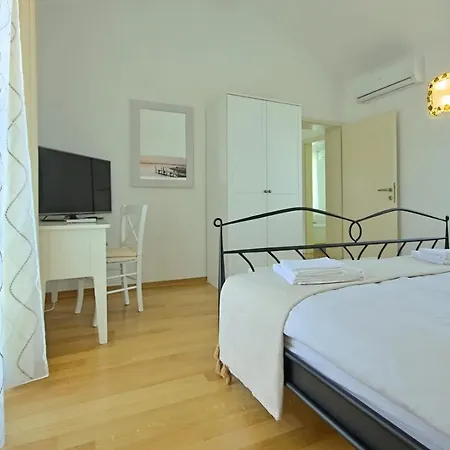 ヴィラ Steinvilla Zelda Ližnjan