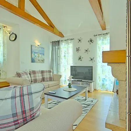 Steinvilla Zelda Villa