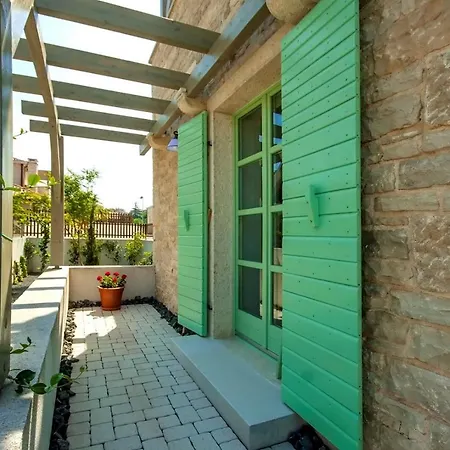 ヴィラ Steinvilla Zelda