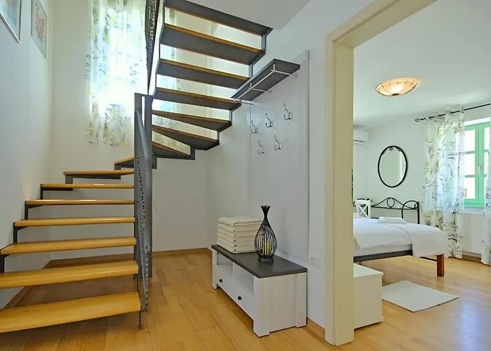 Steinvilla Zelda Ližnjan